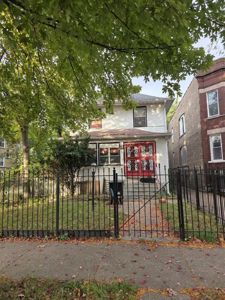 7840 S Saginaw Ave #1 - Photo 2 of 18