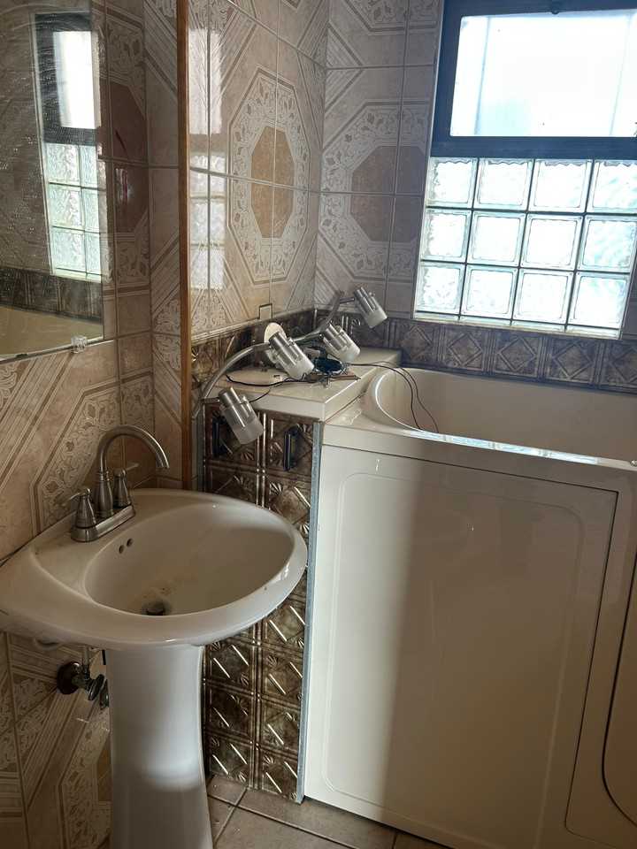 7840 S Saginaw Ave #1 - Photo 5 of 18