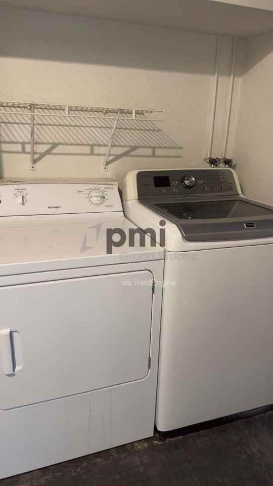 1103 6th Street - Photo 6 of 21