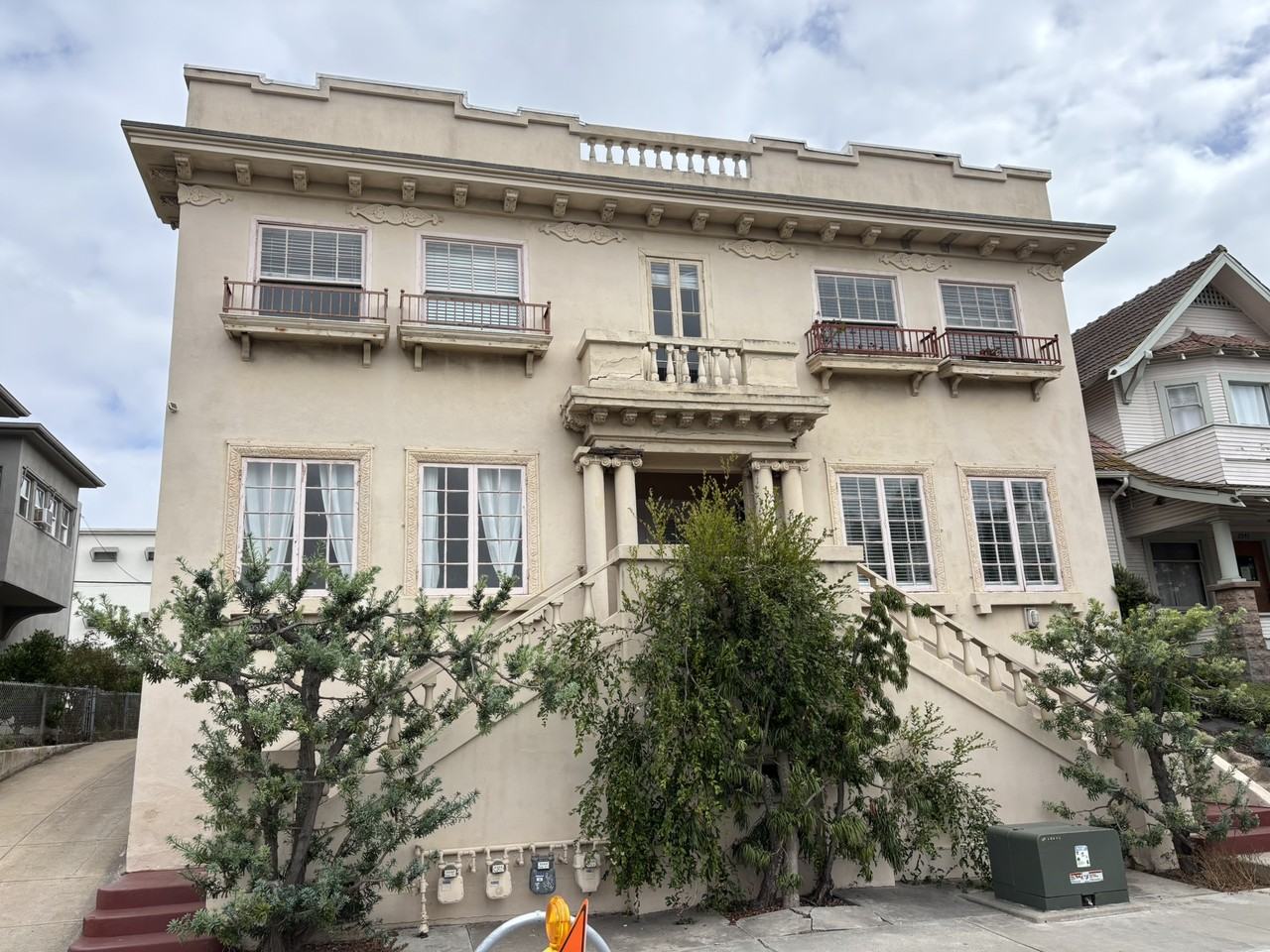 2951 4th Avenue #2957