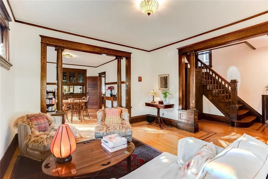 980 East 6th Street #1 - Photo 7 of 29