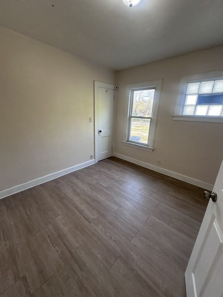 14623 Coit Rd #1 - Photo 4 of 23