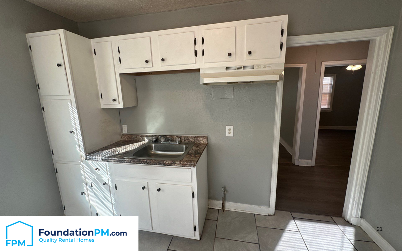 750 Lipford St #1 - Photo 3 of 10