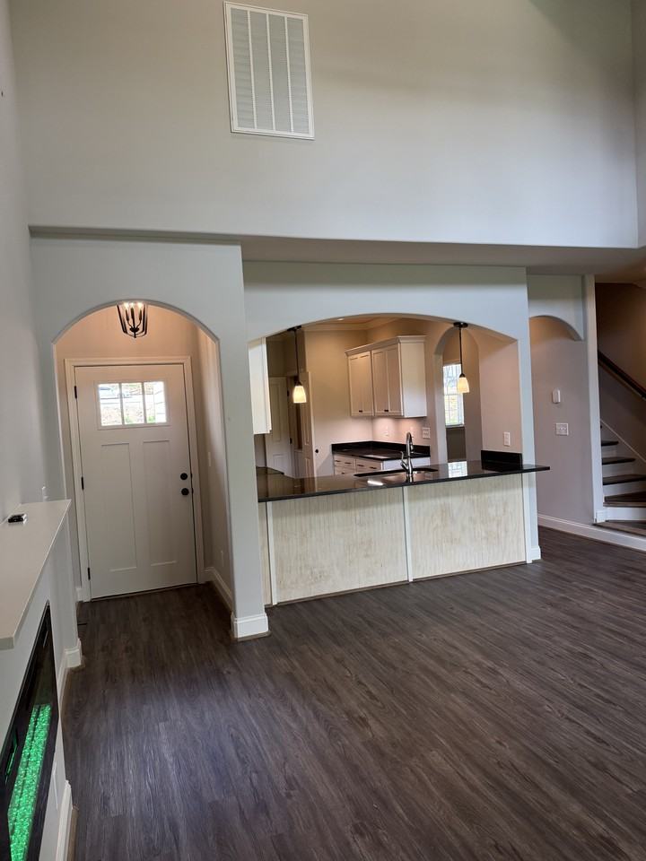 4411 Lennox Pl - Photo 7 of 9