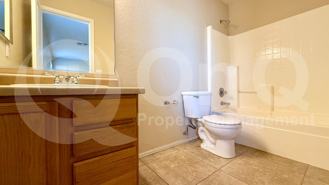 2914 W Silver Creek Ln - Photo 1 of 1