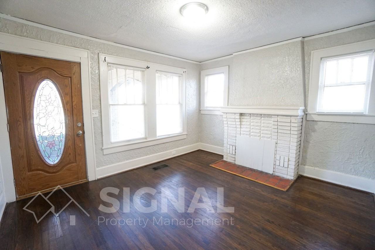 7801 6th Ave S - Photo 5 of 18