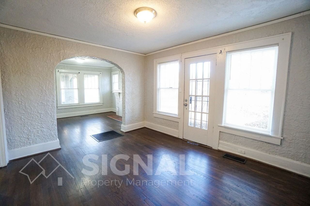 7801 6th Ave S - Photo 7 of 18