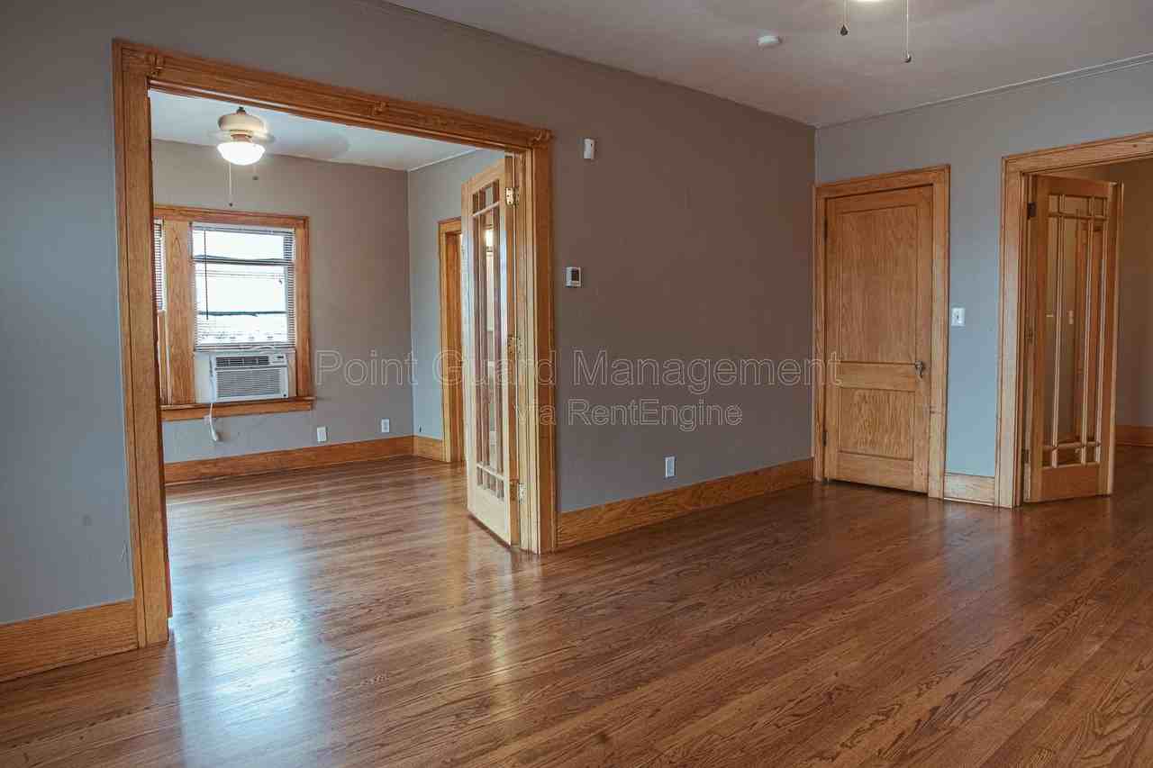 1518 North Robinson Avenue #7 - Photo 4 of 21