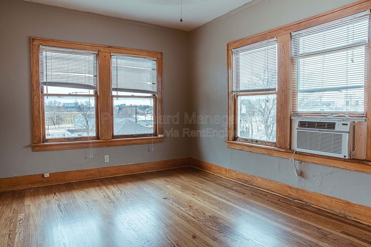 1518 North Robinson Avenue #7 - Photo 7 of 21