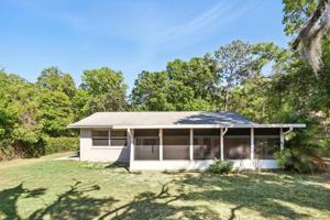 featured image of 1617 Acacia Rd #1