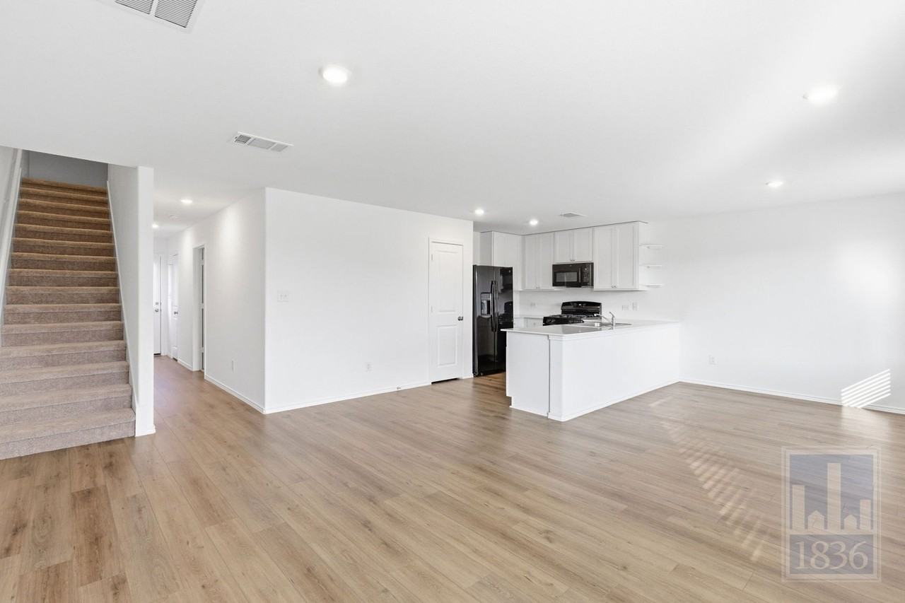 2213 Cyclone Drive - Photo 2 of 50