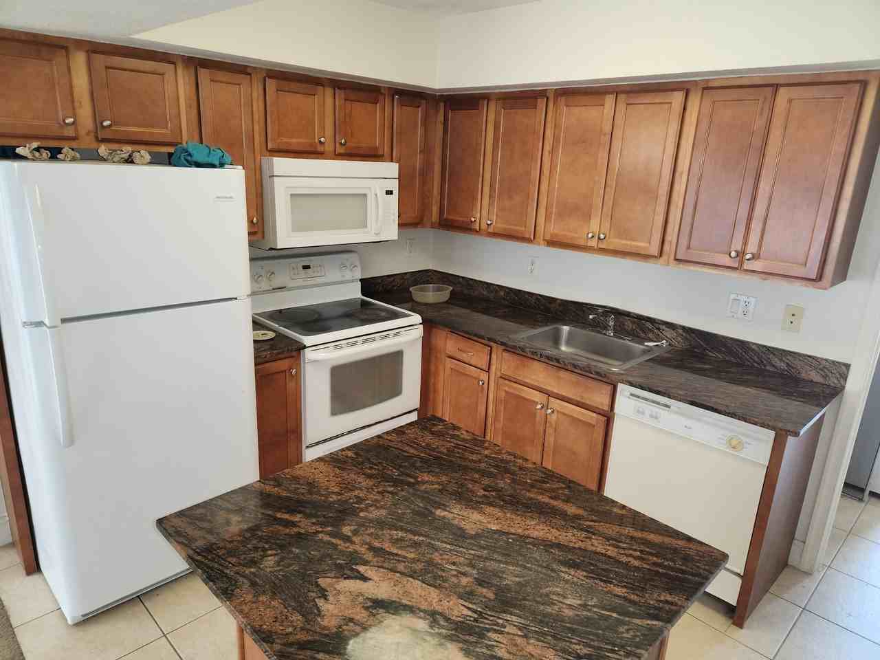 603 Sw 1st Ct #1 - Photo 2 of 16