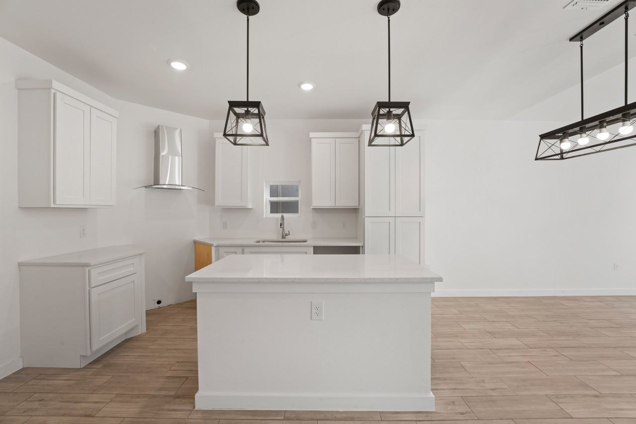 212 Cooper St #1 - Photo 6 of 27