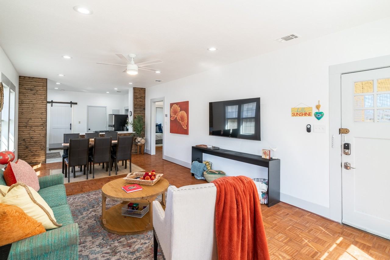 475 East French Place #1 - Photo 7 of 32