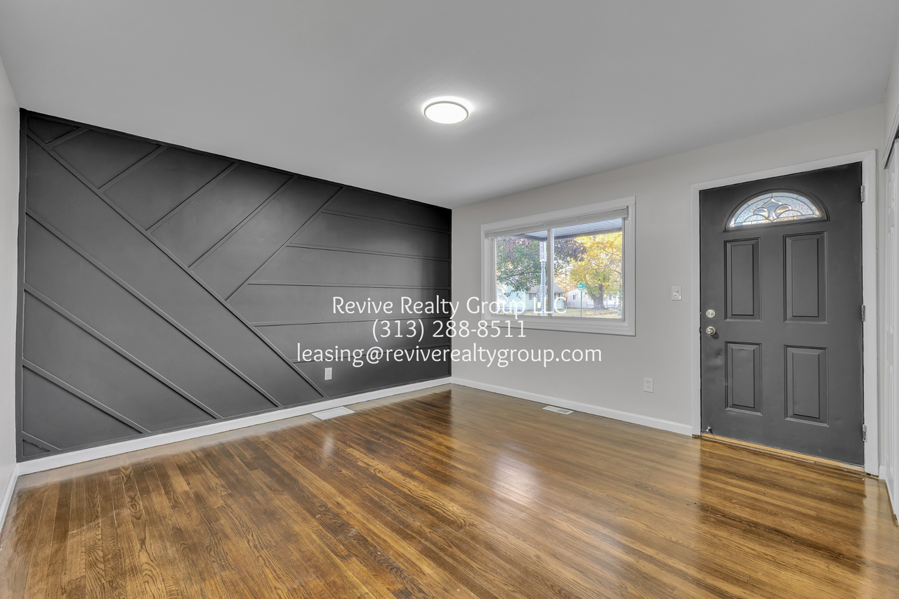 1000 Hunter Ave #1 - Photo 4 of 26