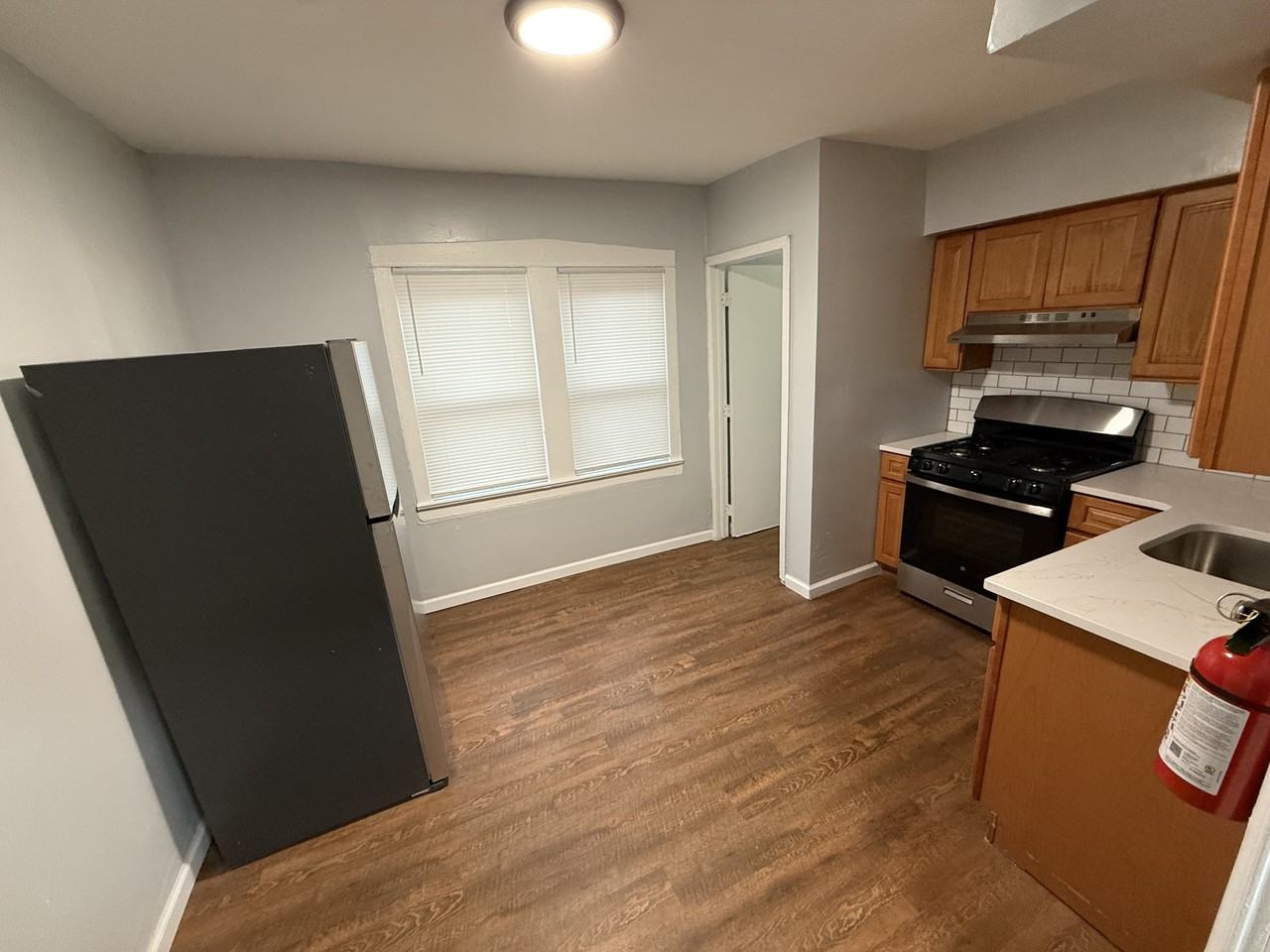 1025 North 36th Street #1 - Photo 2 of 17