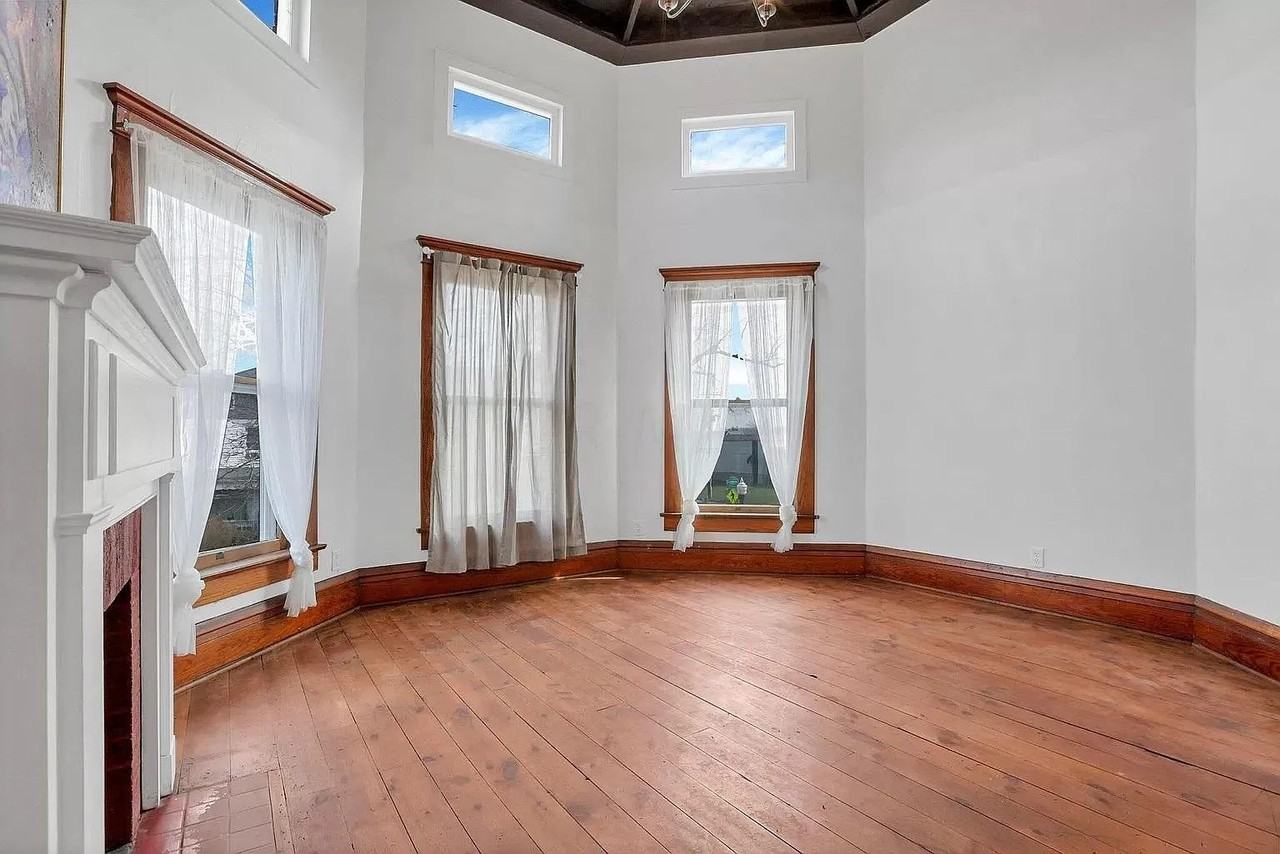 365 Hudson Ave #1 - Photo 5 of 12