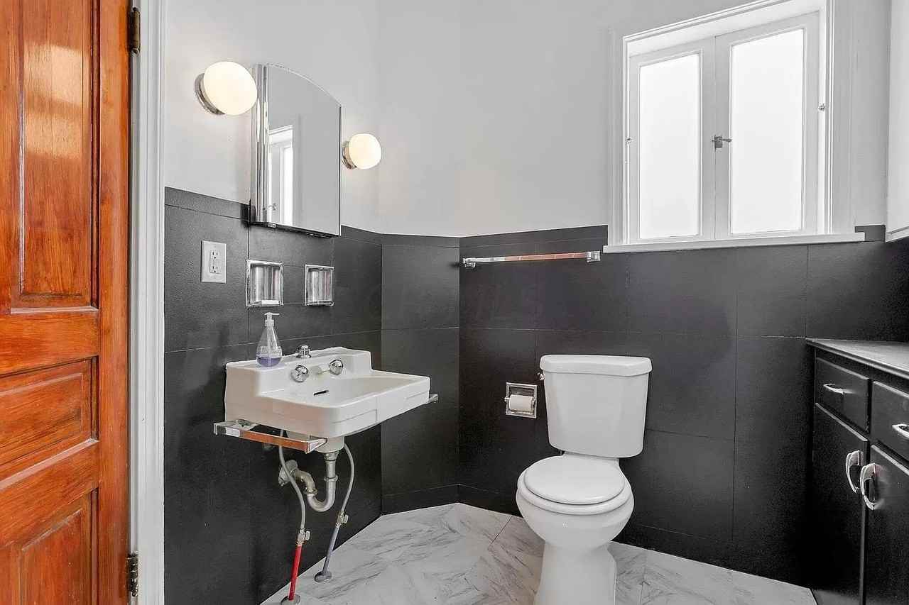 365 Hudson Ave #1 - Photo 6 of 12