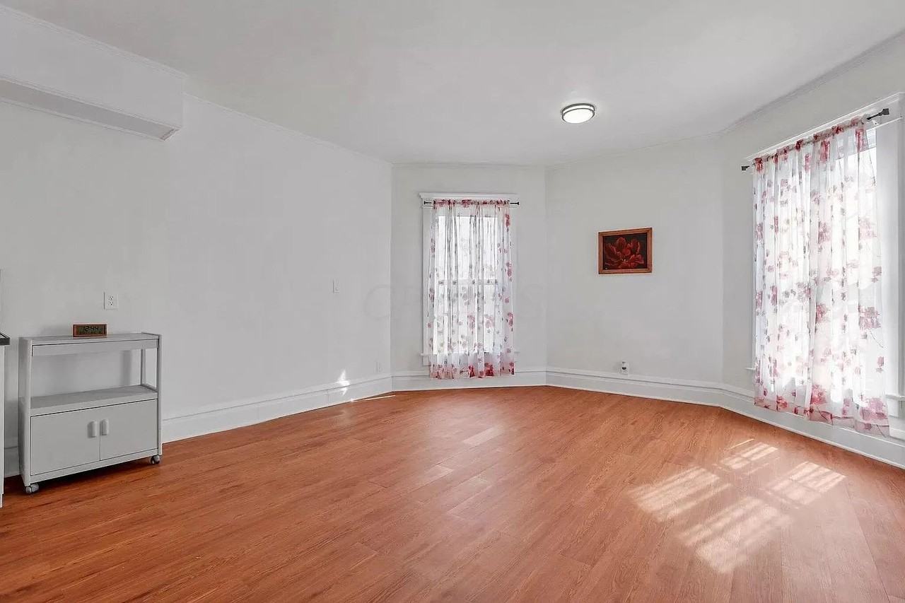 365 Hudson Ave #1 - Photo 7 of 12