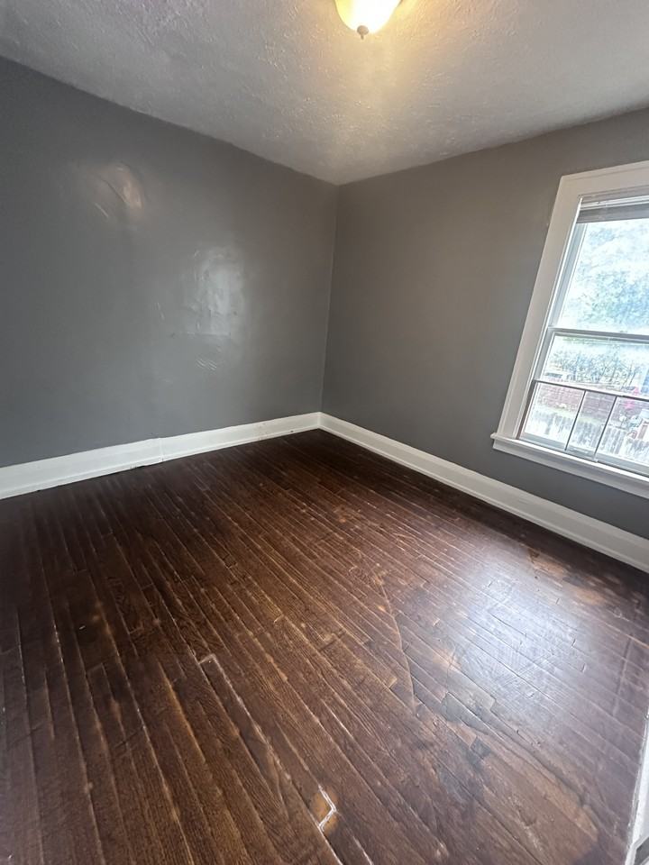 13303 Southview Ave - Photo 6 of 22