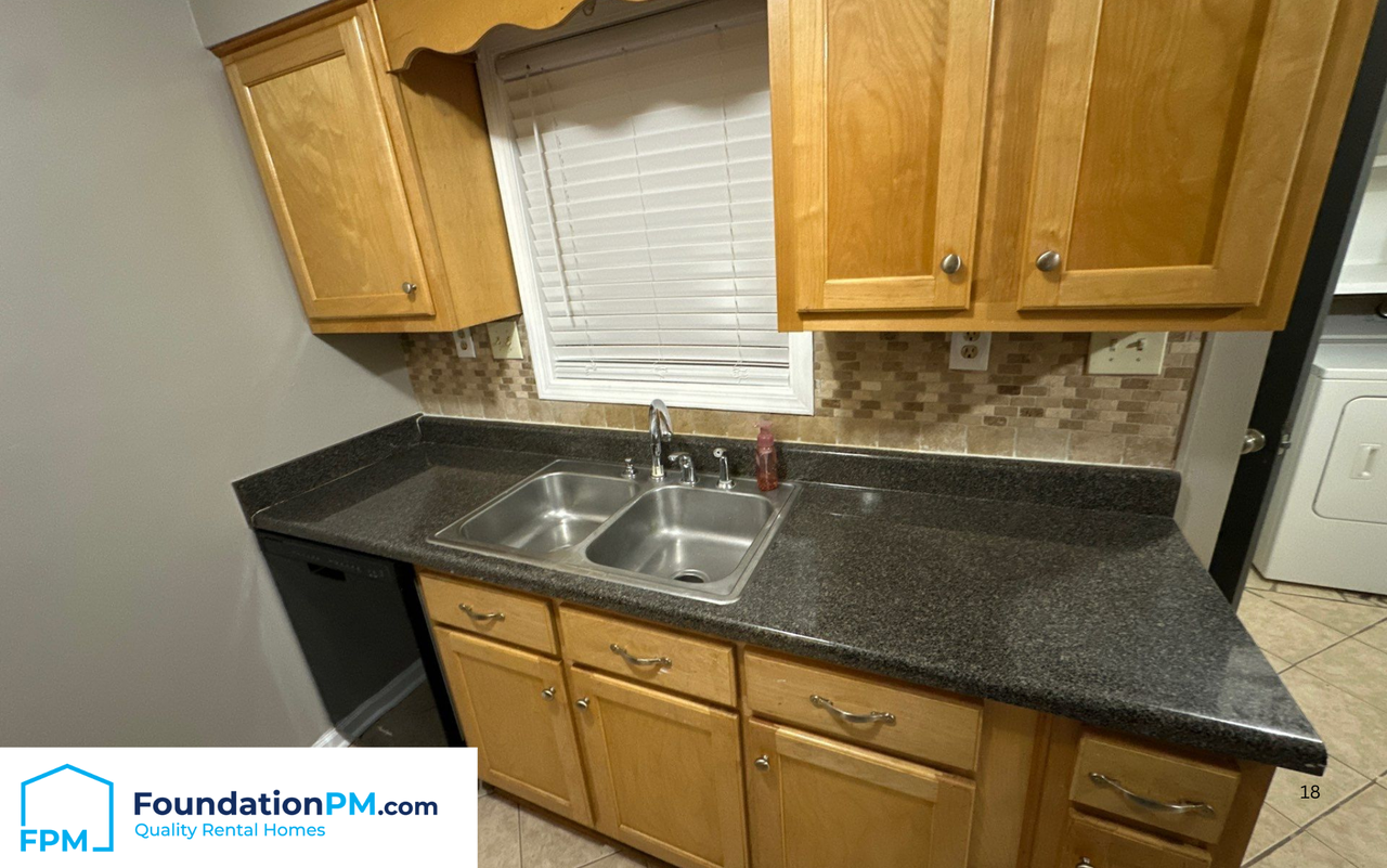 4022 Chinaberry Cv #1 - Photo 5 of 25