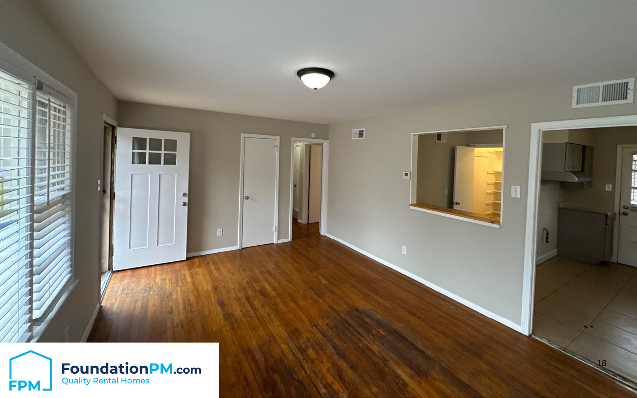 3553 Julia St #1 - Photo 7 of 14