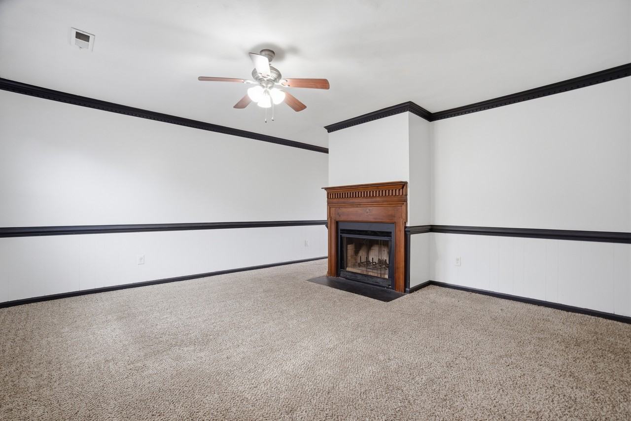 639 Mill Landing Rd #1 - Photo 3 of 17