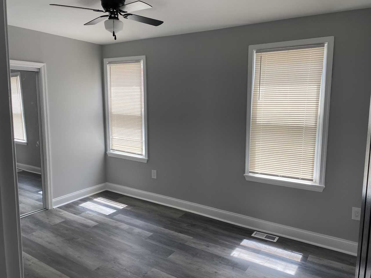 5112 Belair Road - 1A AVAILABLE $650 - Photo 5 of 9