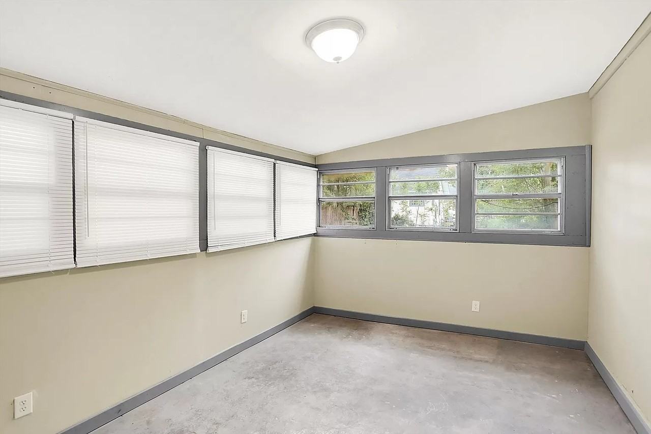 1611 Nichol Avenue #1 - Photo 5 of 10