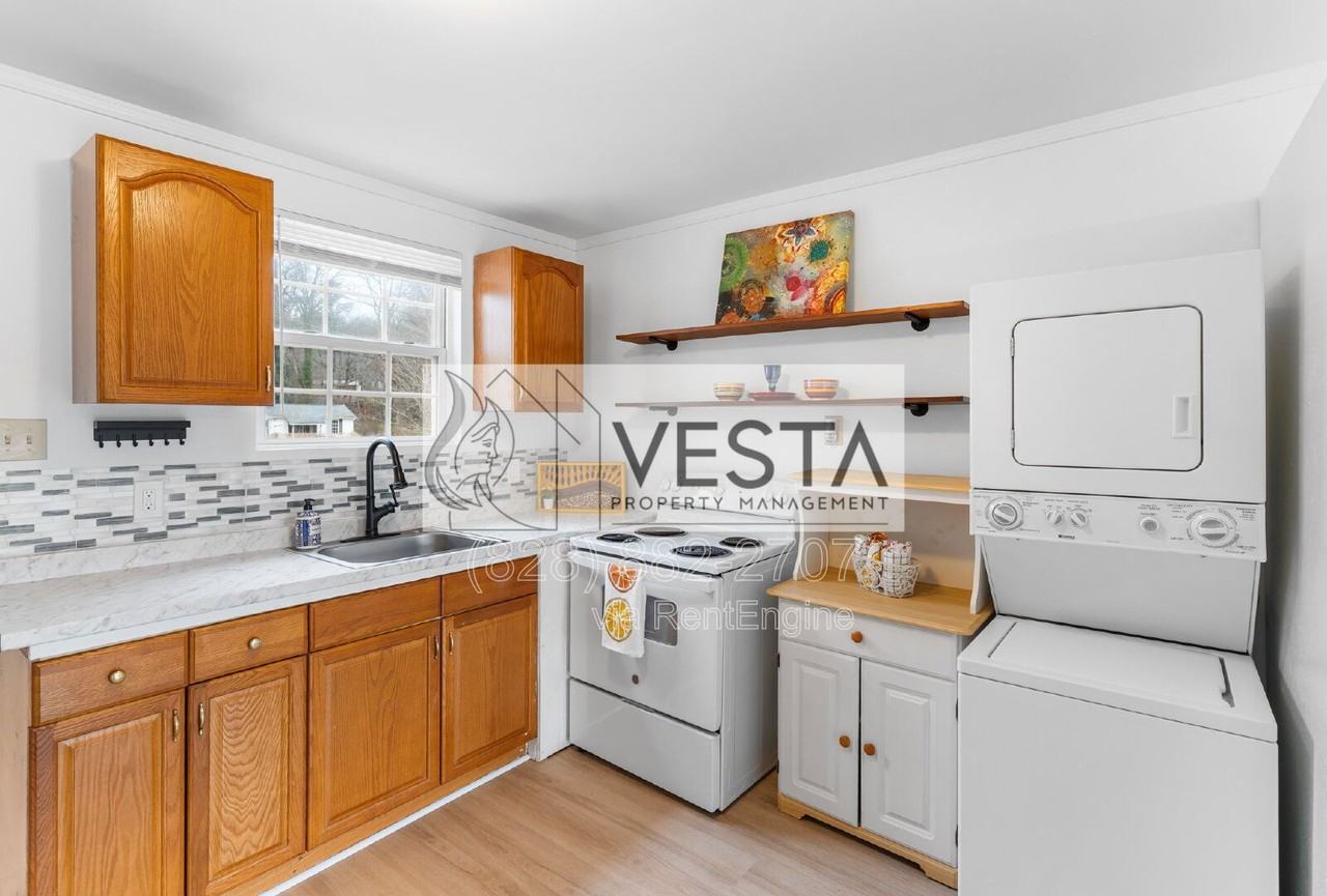 4 Katra Lane - Photo 5 of 20