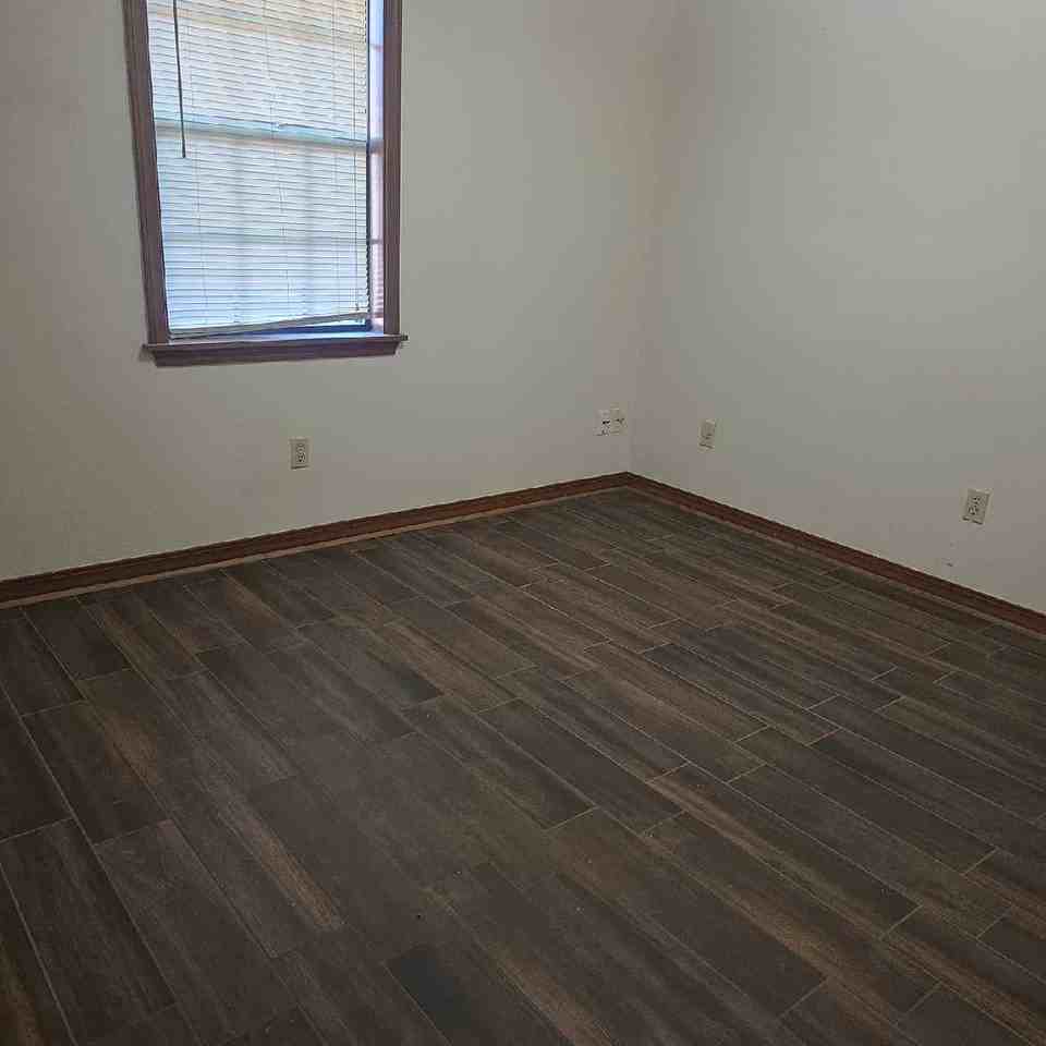 1002 Sybil Drive #1 - Photo 4 of 5