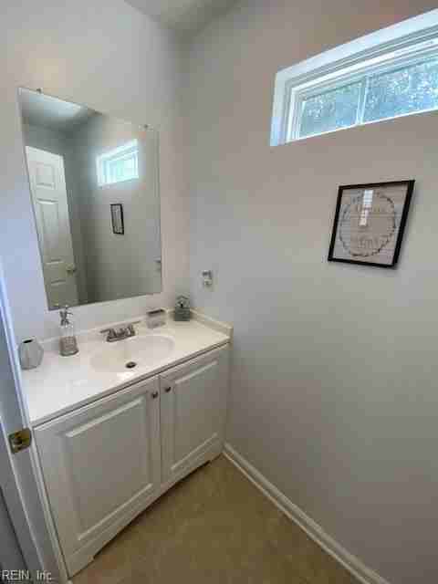 4136 Everett St #1 - Photo 3 of 18