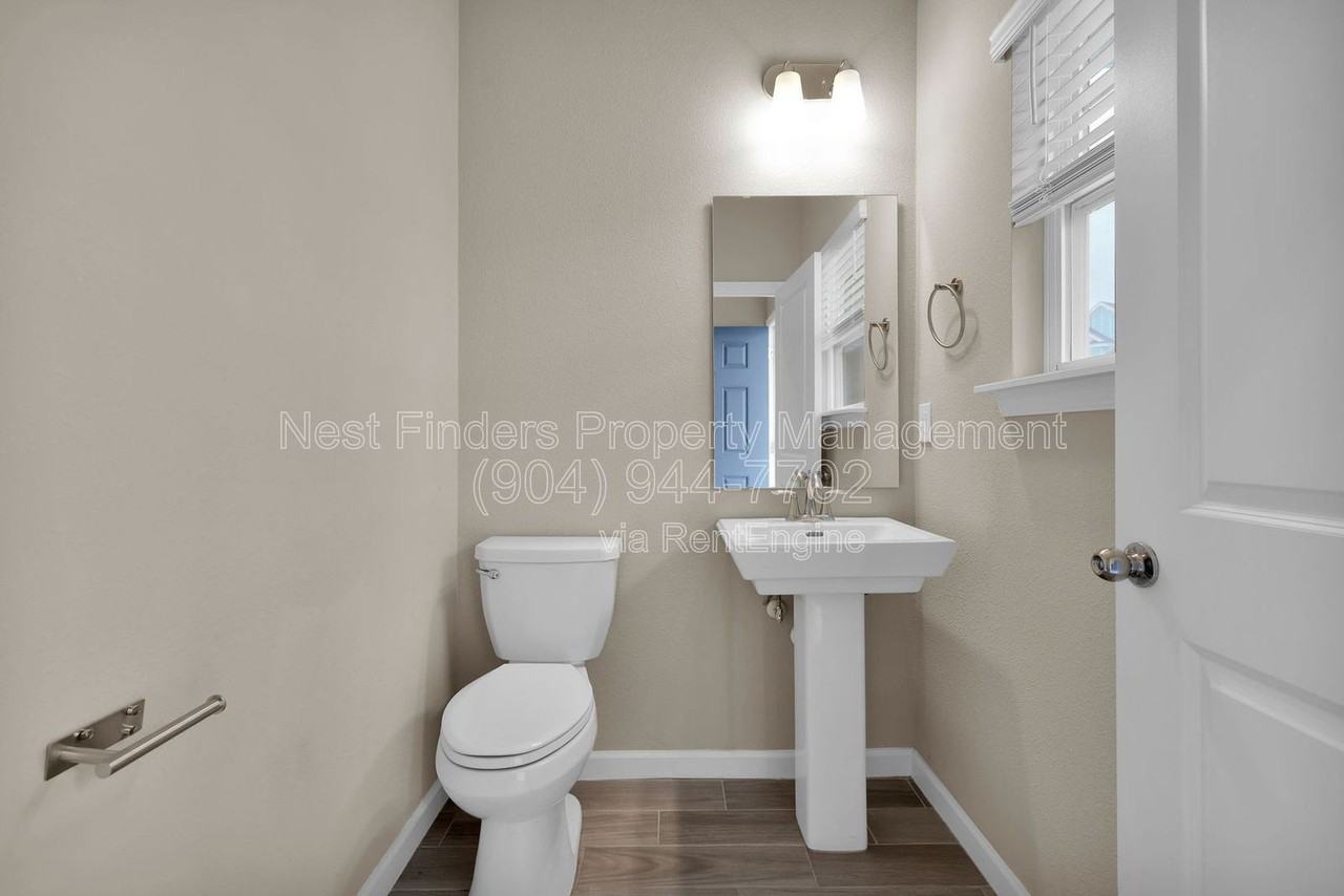 180 Boracay Circle - Photo 6 of 50