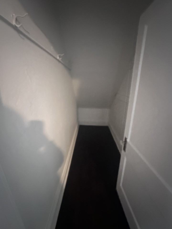 3229 W 32nd St - Photo 7 of 42