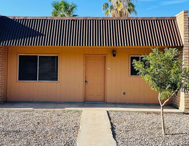 3832 N Park Ave #3832 - Photo 2 of 5