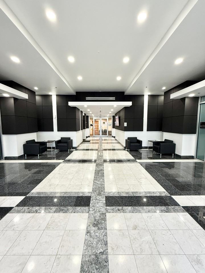 6000 Metrowest Boulevard #213 - Photo 4 of 12