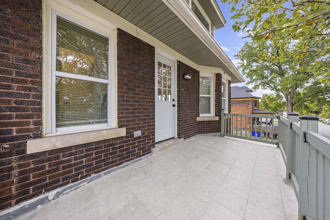 520 Smith Street #2 - Photo 7 of 11