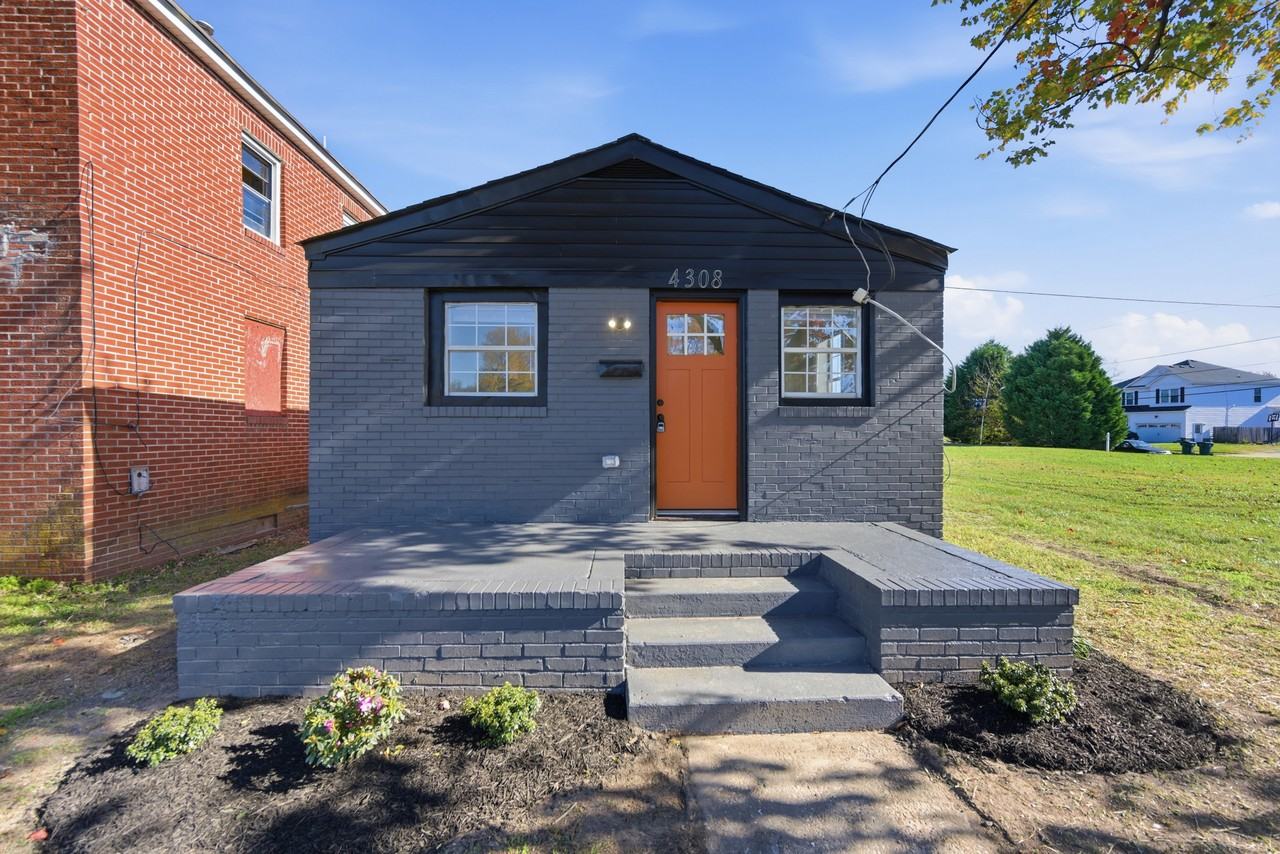 4308 Roanoke Avenue #1 - Photo 2 of 37