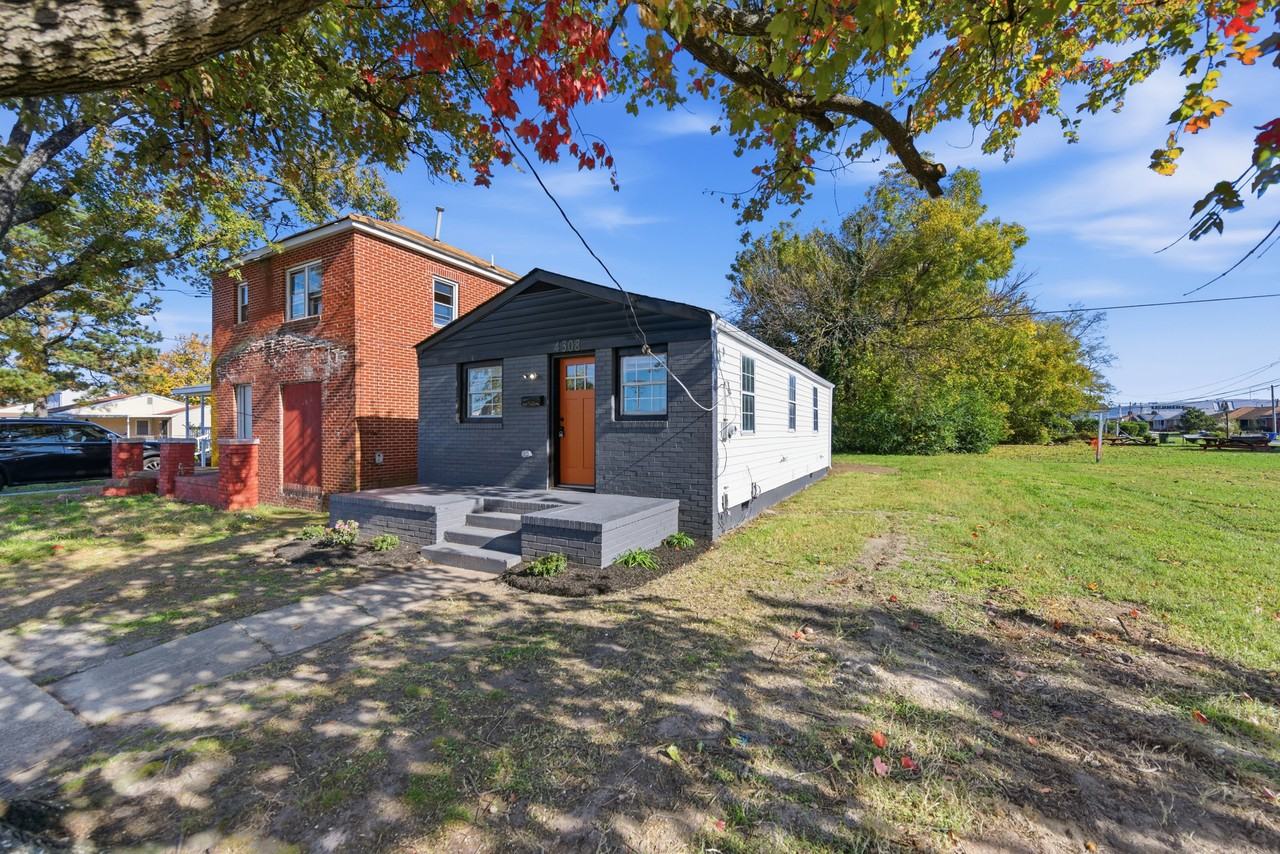 4308 Roanoke Avenue #1 - Photo 4 of 37