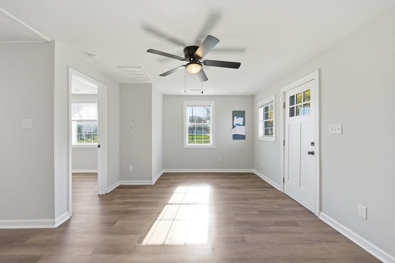 4308 Roanoke Avenue #1 - Photo 6 of 37