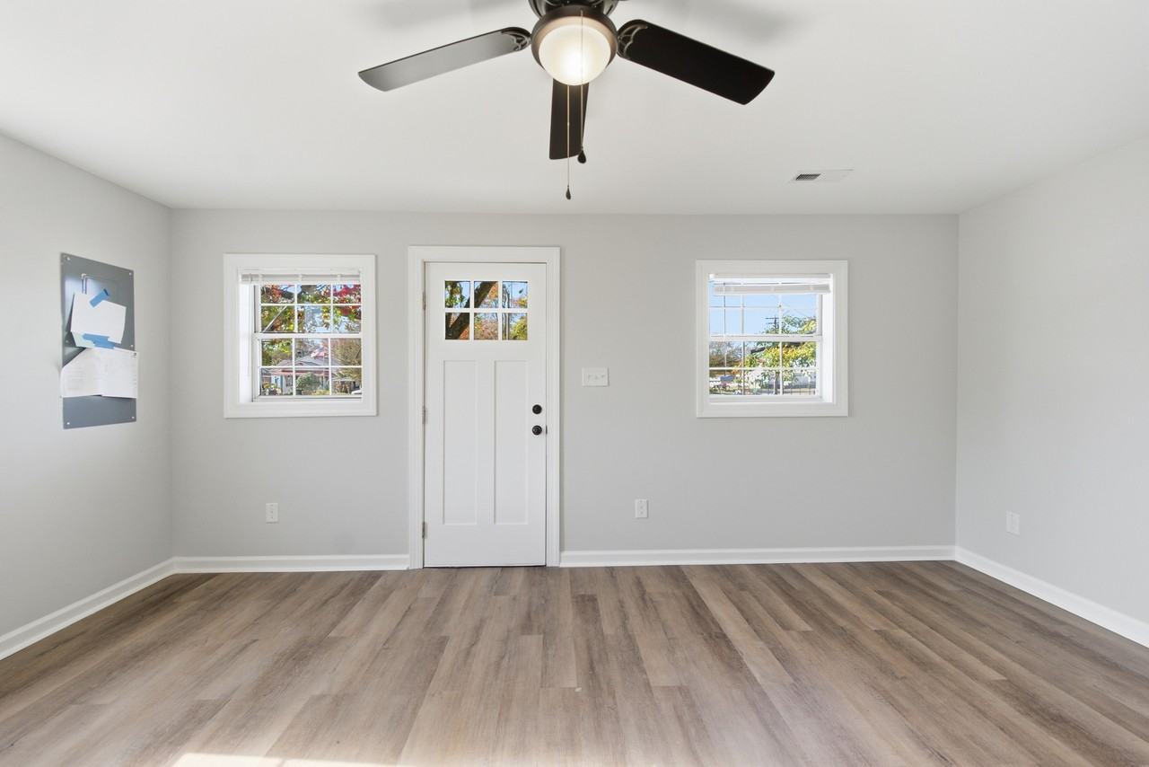 4308 Roanoke Avenue #1 - Photo 7 of 37