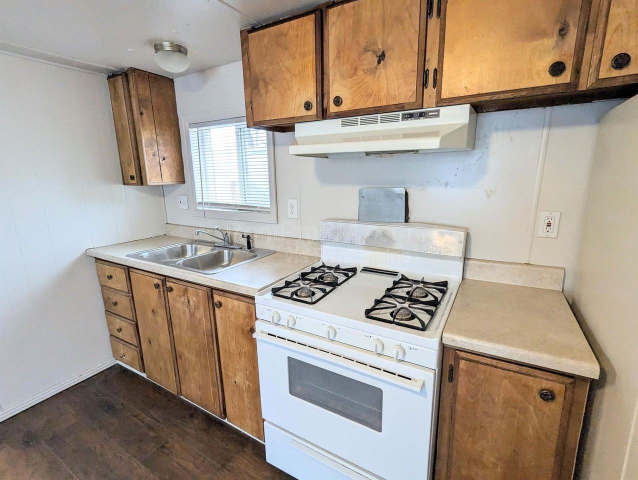 1303 N College Ave #26 - Photo 4 of 11
