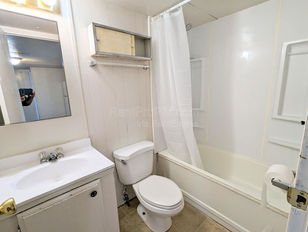 1303 N College Ave #26 - Photo 5 of 11