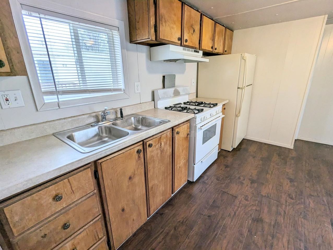 1303 N College Ave #26 - Photo 7 of 11