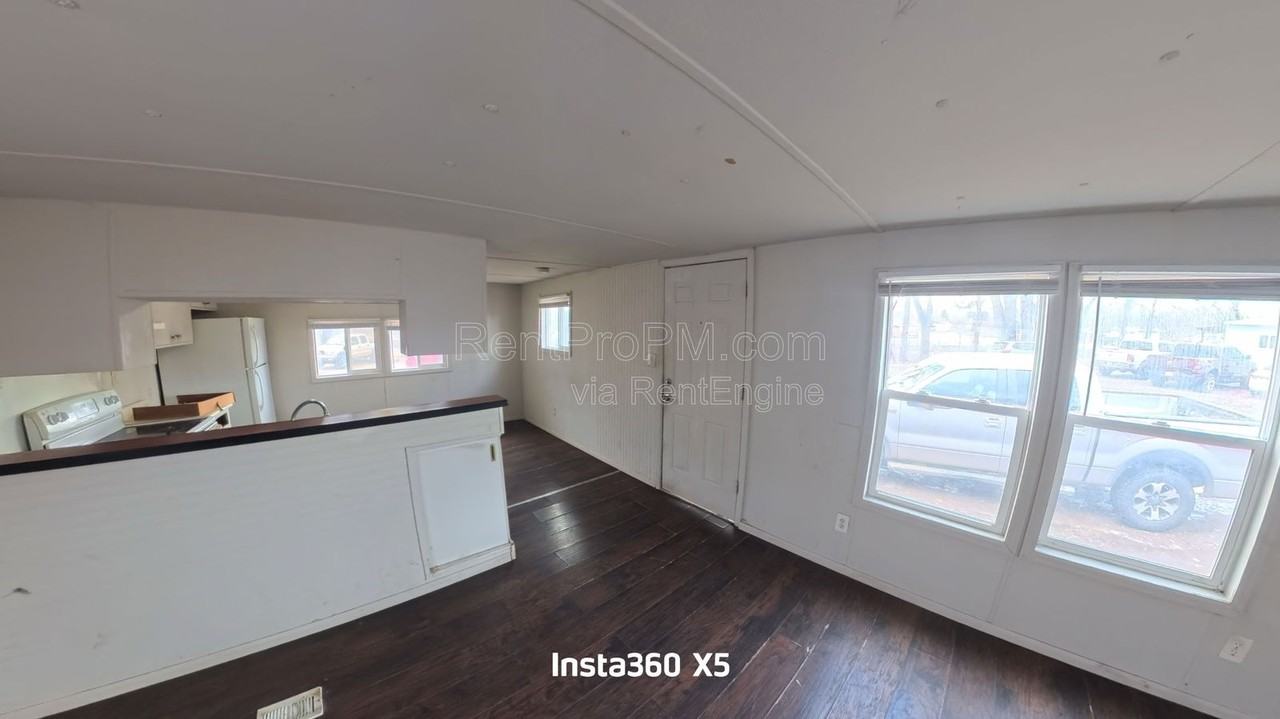 1303 N College Ave #7 - Photo 2 of 11