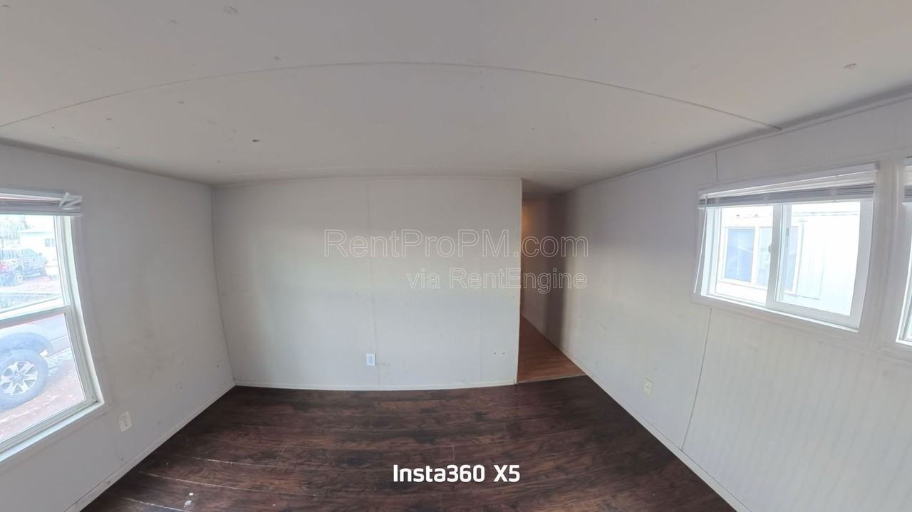 1303 N College Ave #7 - Photo 3 of 11