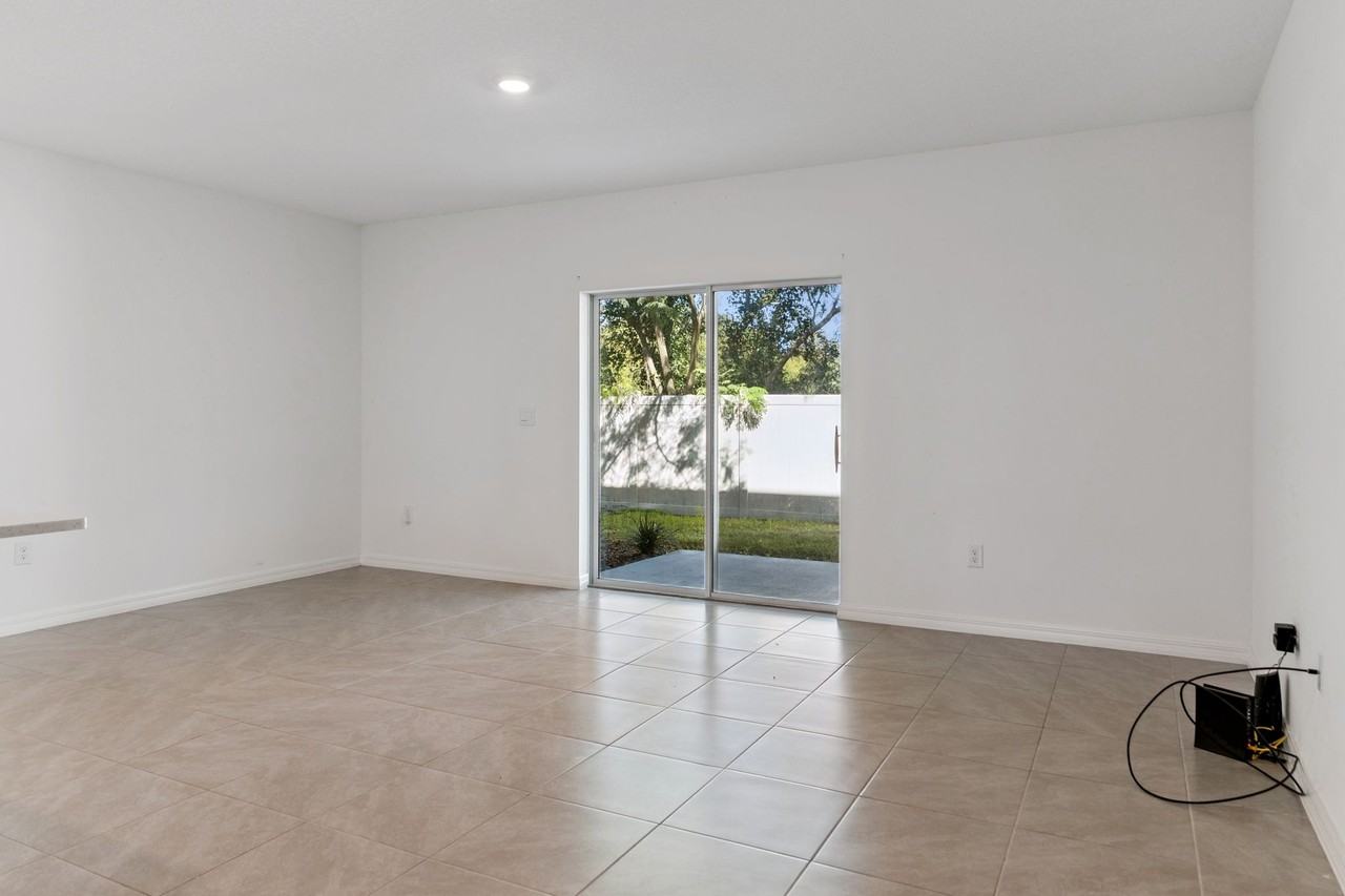 6356 Sophie Oaks Court #1 - Photo 5 of 20