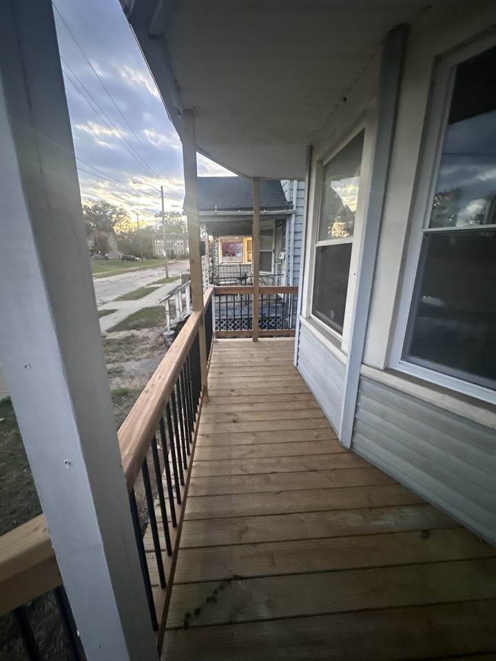 9415 Edmunds Ave #1 - Photo 2 of 30