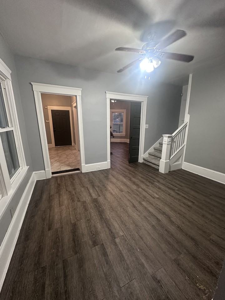 9415 Edmunds Ave #1 - Photo 7 of 30