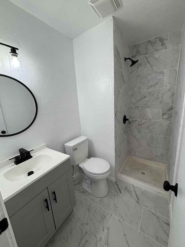 104 Gatewood Drive #1 - Photo 5 of 18